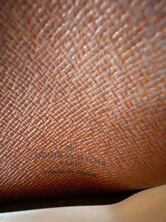 Louis Vuitton Monogram Canvas Brown and Tan Card Holder - Picture 10 of 10